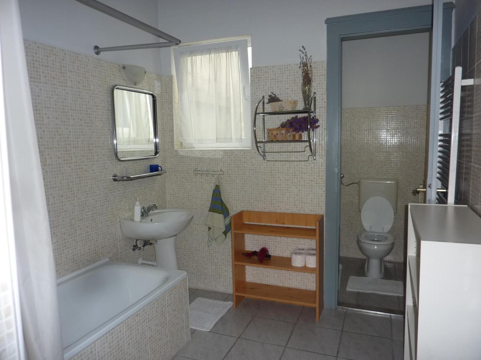 Levandium Apartman Miskolc Exterior foto