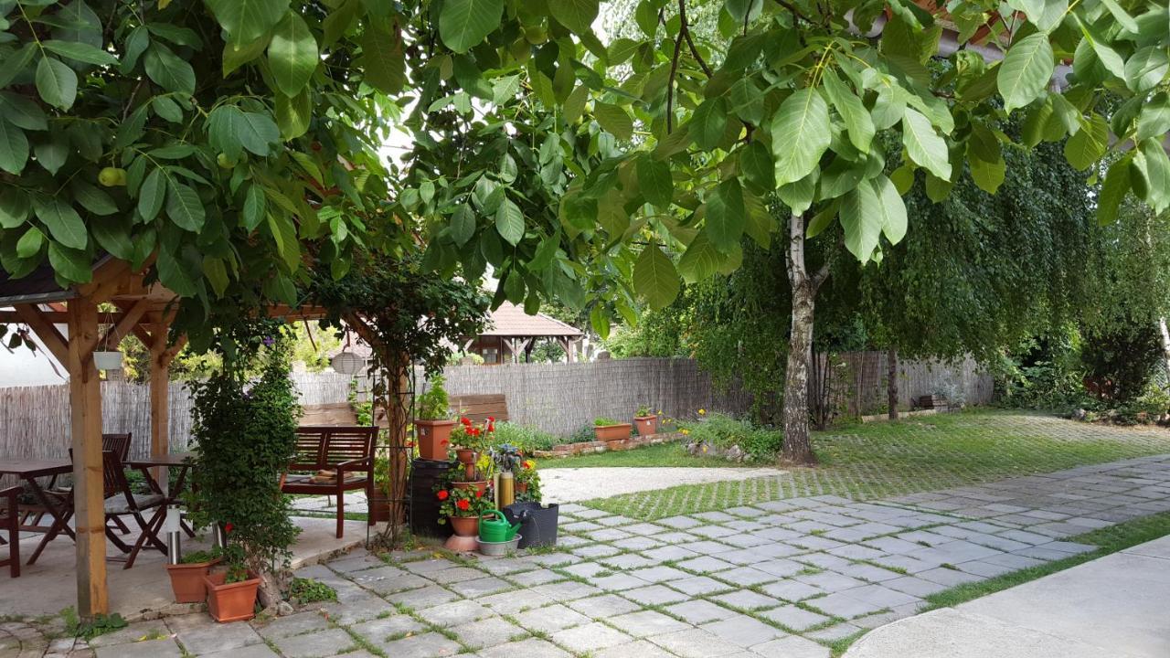 Levandium Apartman Miskolc Exterior foto